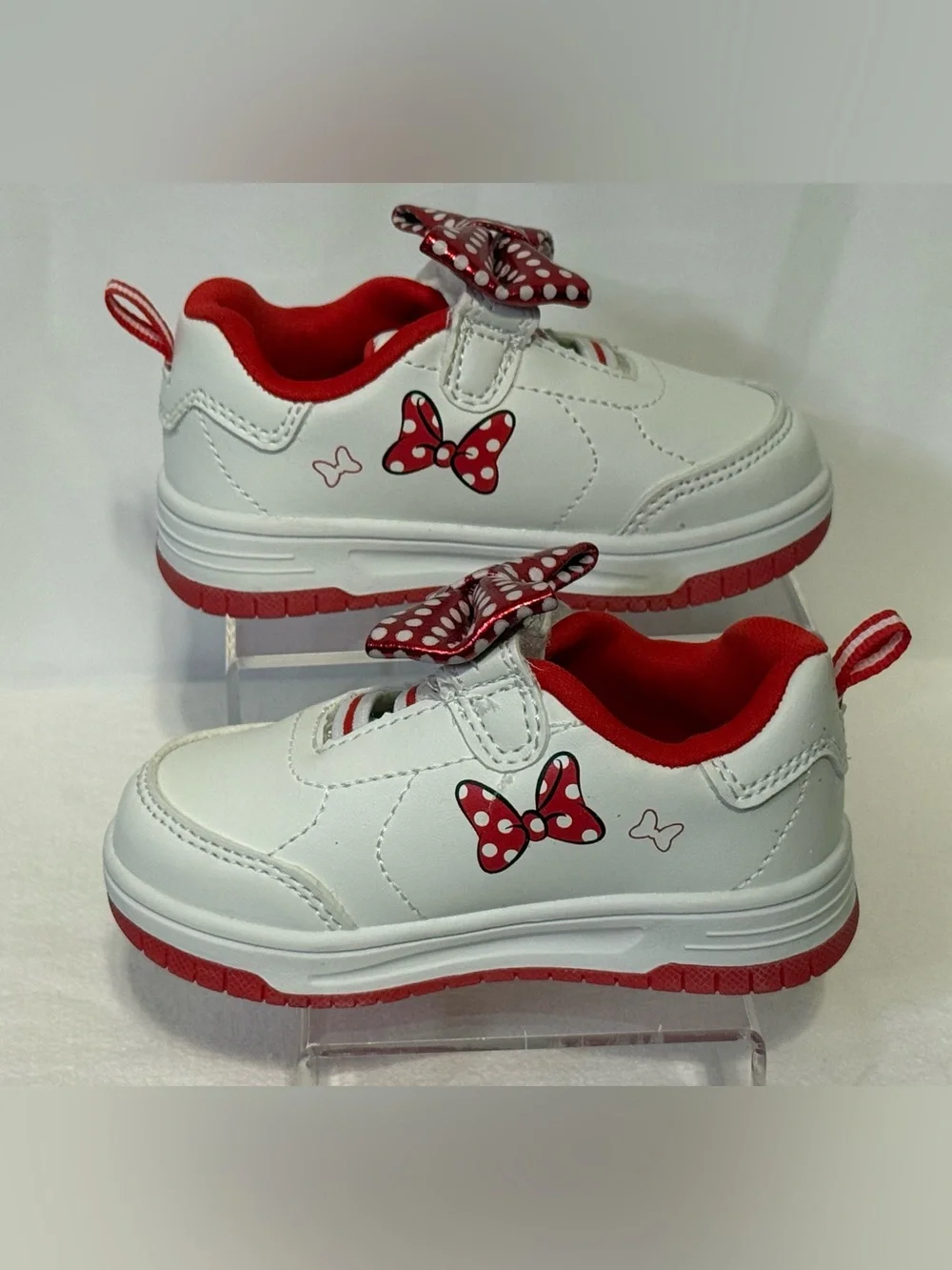 Disney Baby Minnie Mouse Toddler Girl’s Size 5 Bow Sneakers